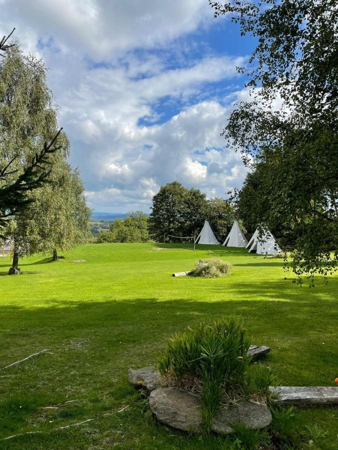 Hotel Rohanov Lhota nad Rohanovem Eksteriør bilde