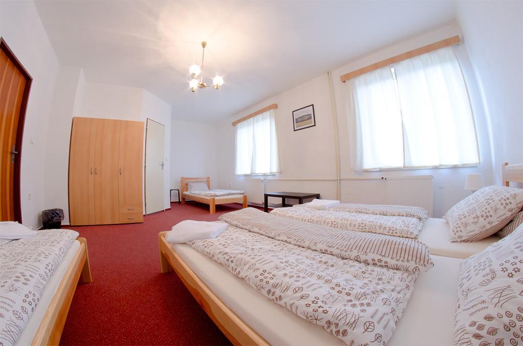 Hotel Rohanov Lhota nad Rohanovem Rom bilde