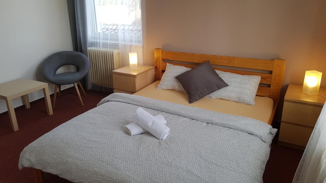 Hotel Rohanov Lhota nad Rohanovem Eksteriør bilde
