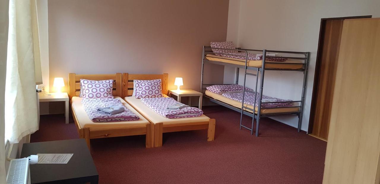 Hotel Rohanov Lhota nad Rohanovem Eksteriør bilde